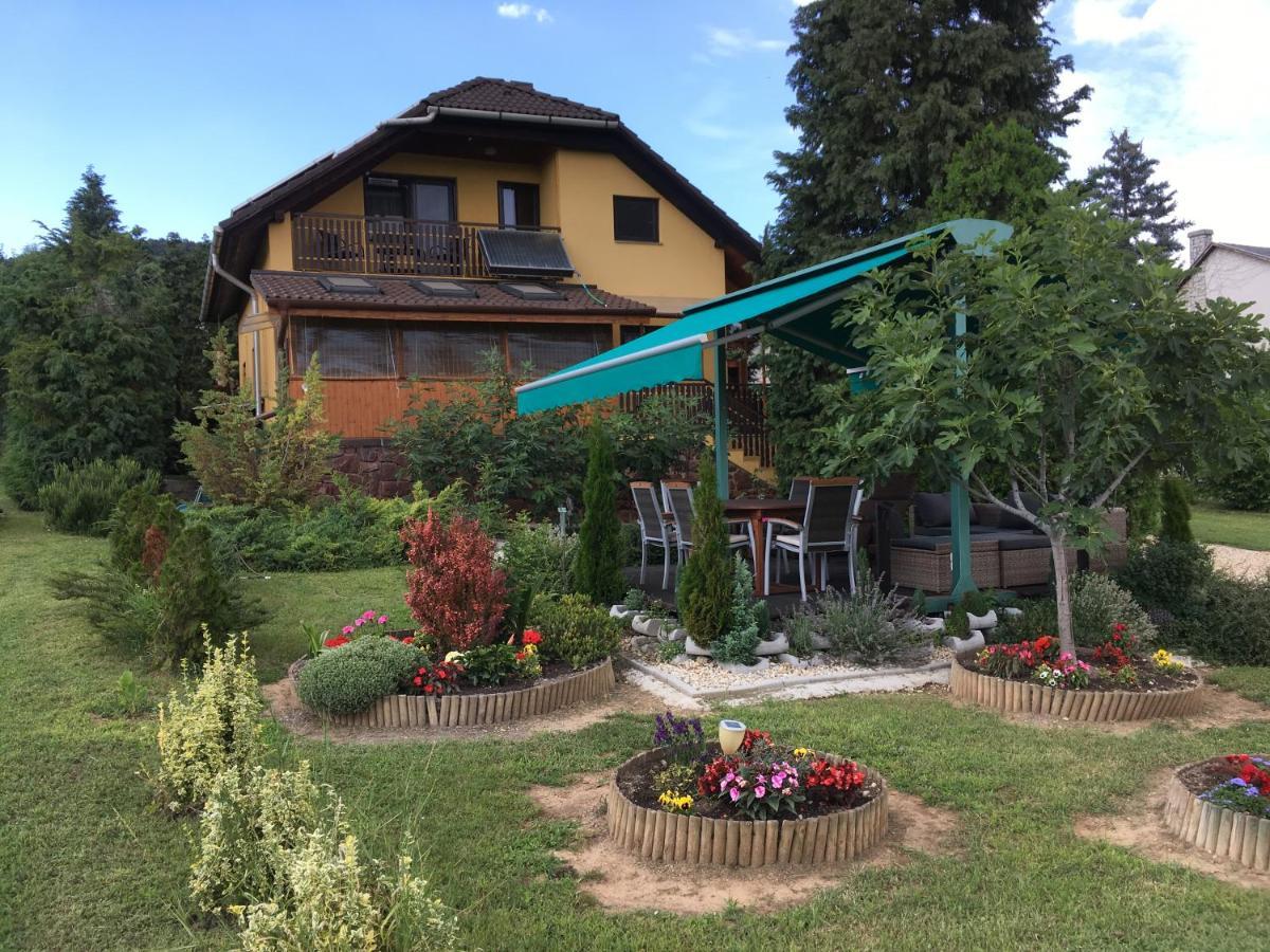 Apartment Aktiv Pihenes *